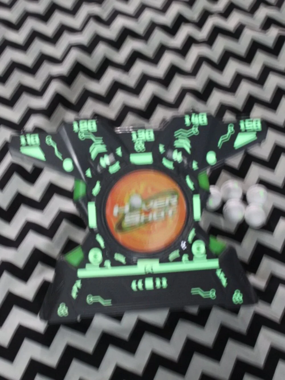 Glow-In-The-Dark Hover Shot (5 Foam Balls Included)